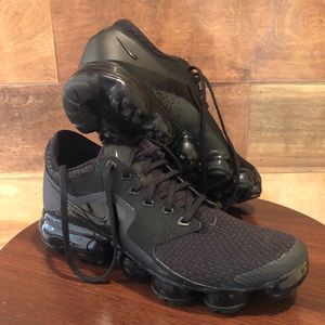 Black Nike Vapormax